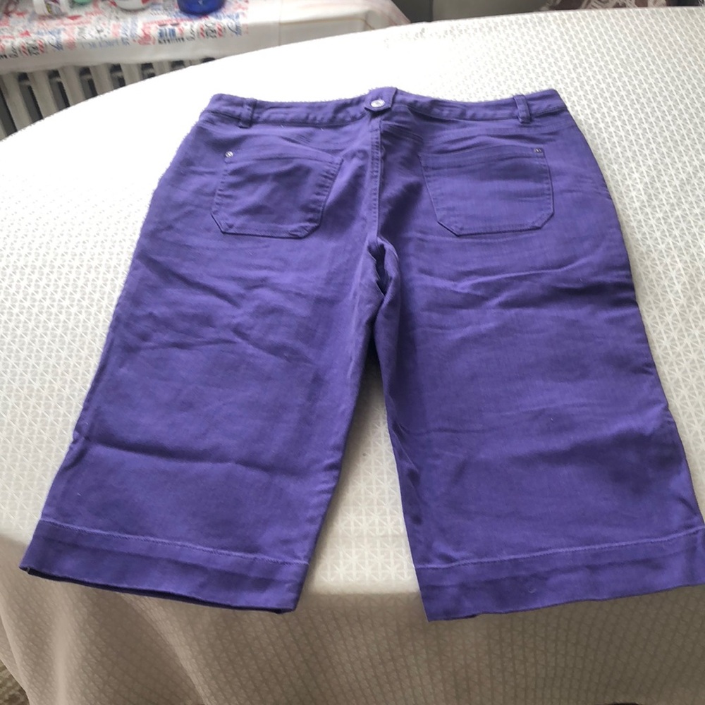 Women’s brand new never worn purple Capri Jeans - Picture 3 of 6